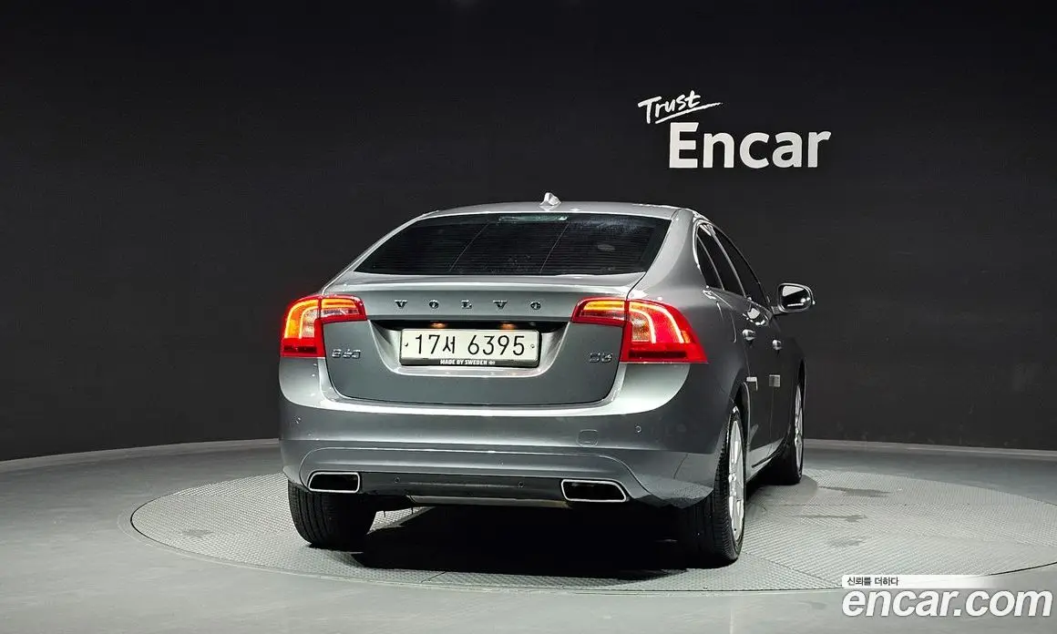 Volvo S60 2018 2.0 автомат (гидро), фото 4 Volvo S60 2018 2.0 автомат (гидро), фото 4