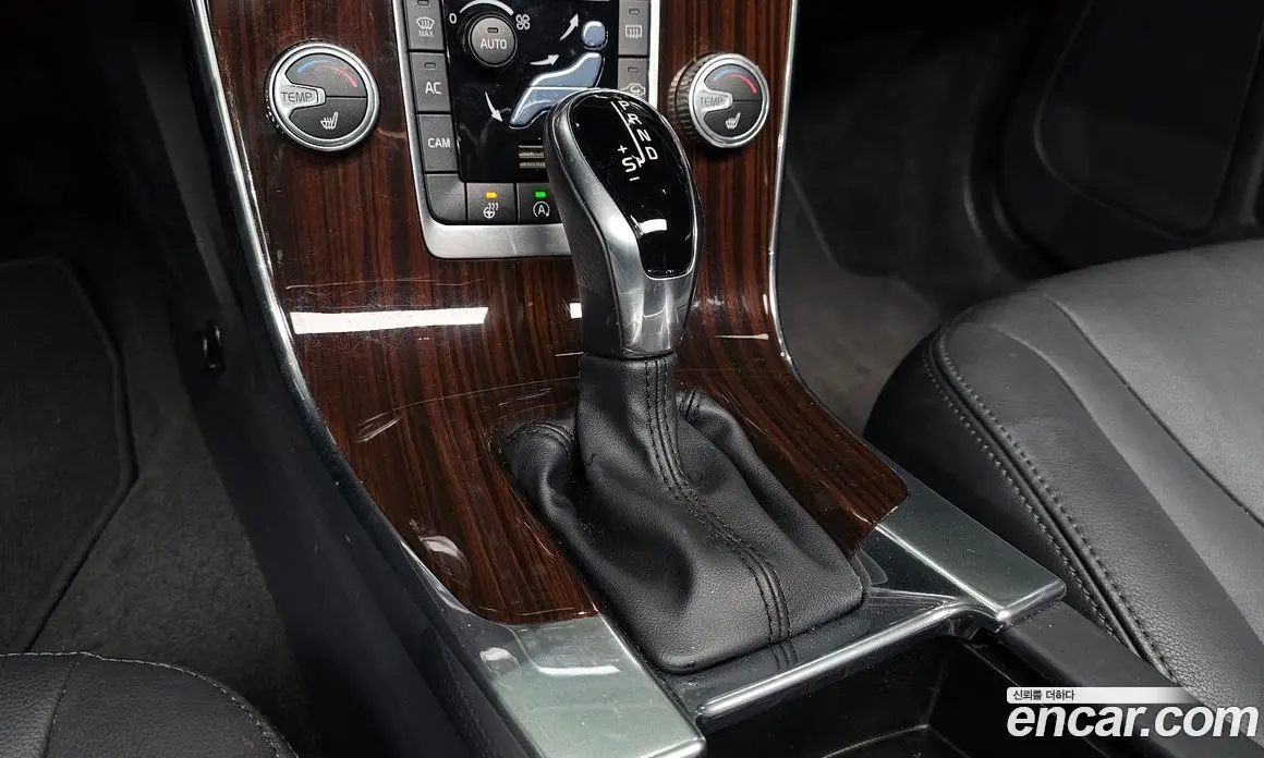 Volvo S60 2018 2.0 автомат (гидро), фото 9 Volvo S60 2018 2.0 автомат (гидро), фото 9