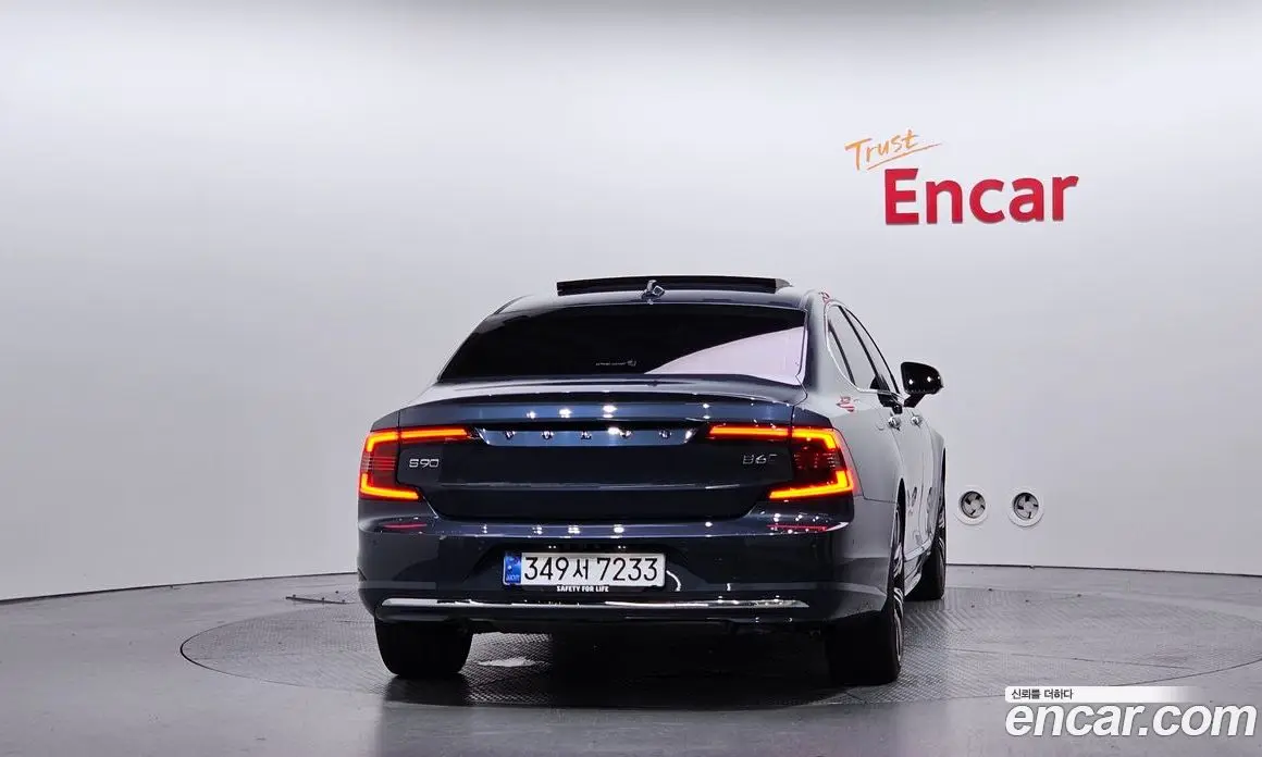 Volvo S90 2022 2.0 автомат (гидро), фото 4 Volvo S90 2022 2.0 автомат (гидро), фото 4