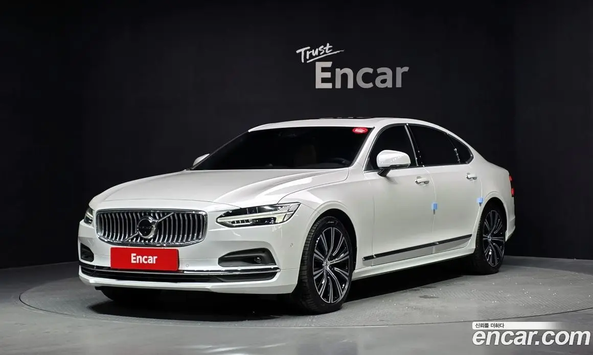 Volvo S90 2023 2.0 автомат (гидро), фото 1 Volvo S90 2023 2.0 автомат (гидро), фото 1