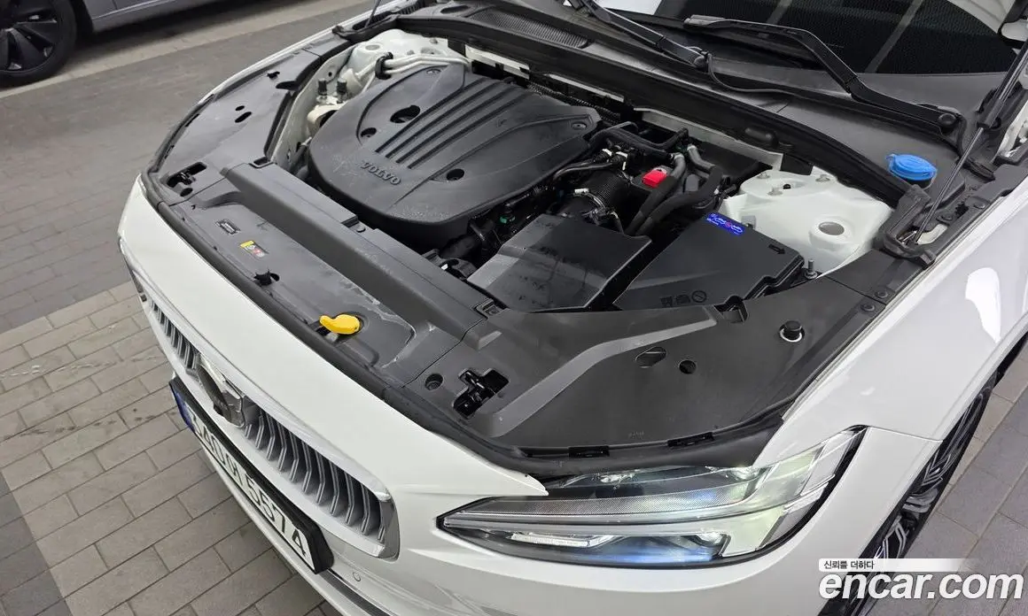 Volvo S90 2023 2.0 автомат (гидро), фото 6 Volvo S90 2023 2.0 автомат (гидро), фото 6