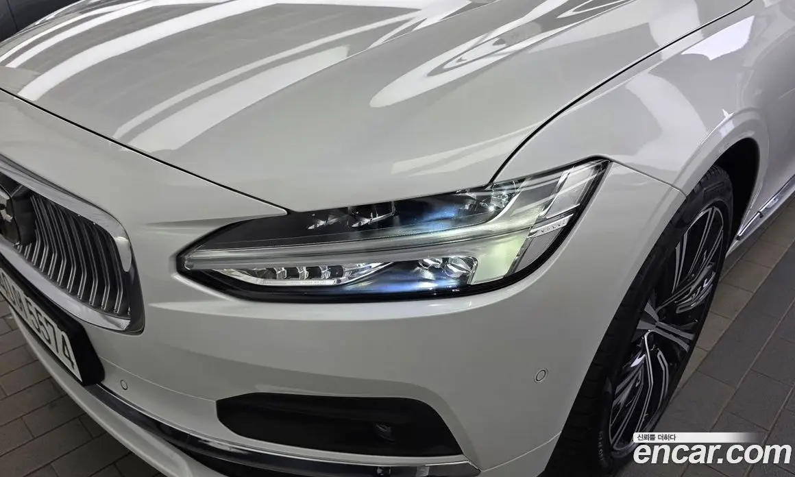 Volvo S90 2023 2.0 автомат (гидро), фото 8 Volvo S90 2023 2.0 автомат (гидро), фото 8