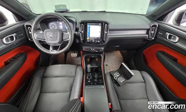 Volvo XC40 2018 2.0 автомат (гидро), миниатюра 7 Volvo XC40 2018 2.0 автомат (гидро), миниатюра 7