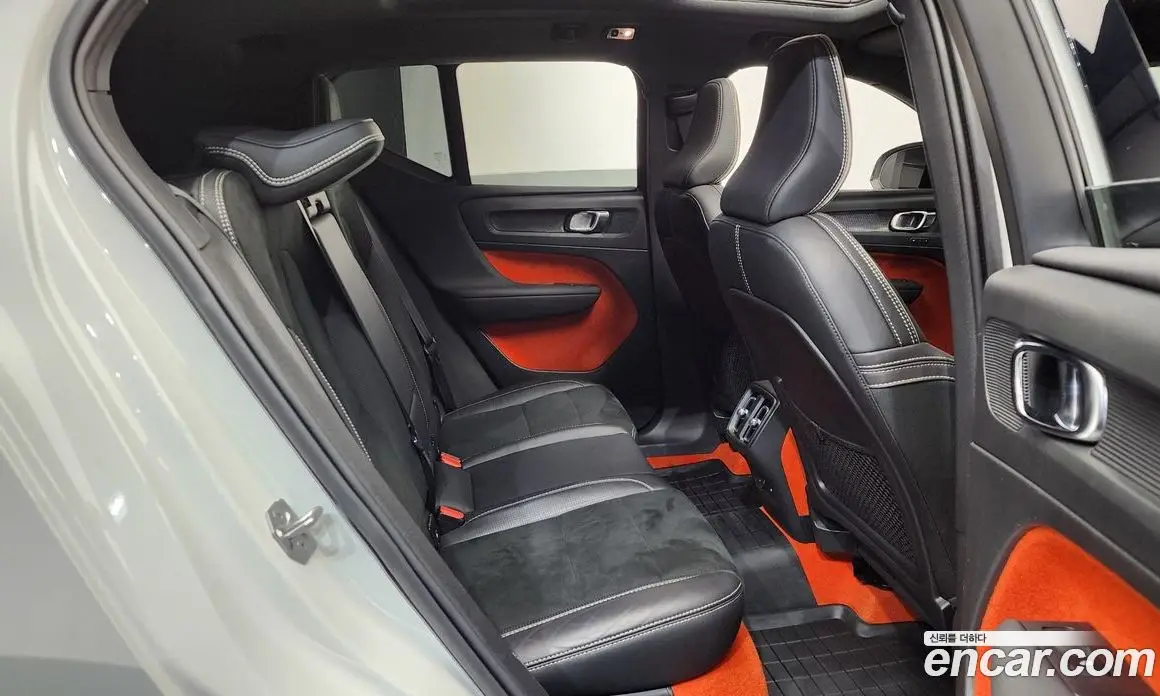 Volvo XC40 2020 2.0 автомат (гидро), фото 17 Volvo XC40 2020 2.0 автомат (гидро), фото 17
