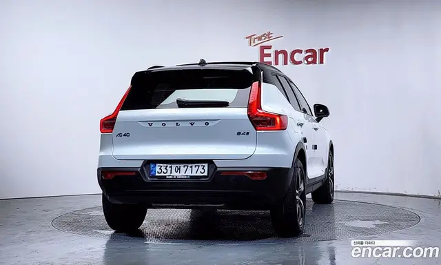 Volvo XC40 2020 2.0 автомат (гидро), миниатюра 4 Volvo XC40 2020 2.0 автомат (гидро), миниатюра 4