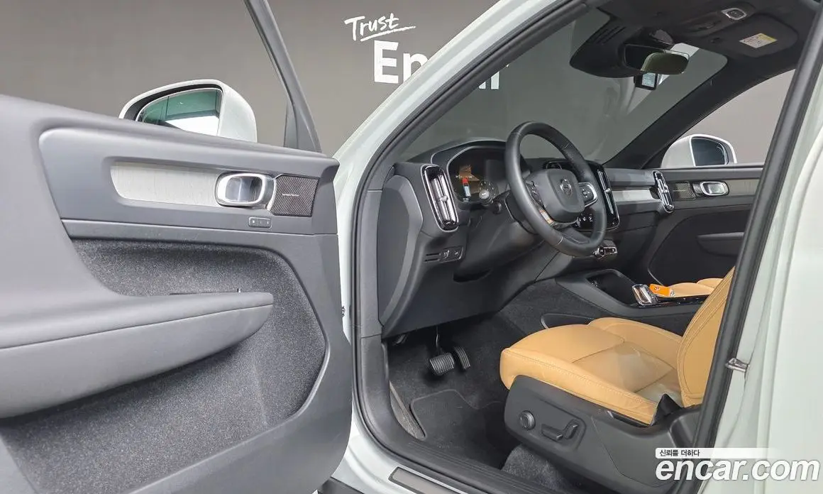 Volvo XC40 2021 2.0 автомат (гидро), фото 12 Volvo XC40 2021 2.0 автомат (гидро), фото 12