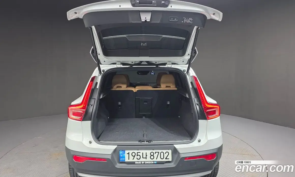 Volvo XC40 2021 2.0 автомат (гидро), фото 20 Volvo XC40 2021 2.0 автомат (гидро), фото 20