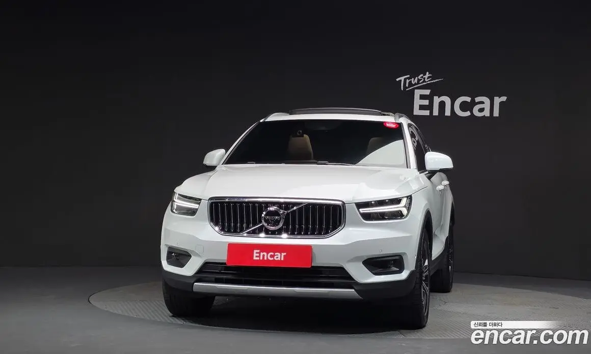 Volvo XC40 2021 2.0 автомат (гидро), фото 3 Volvo XC40 2021 2.0 автомат (гидро), фото 3