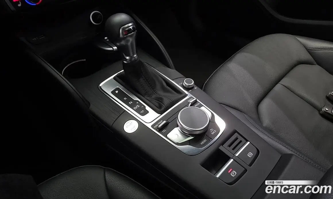 Audi A3 2019 2.0 автомат (гидро), фото 12 Audi A3 2019 2.0 автомат (гидро), фото 12