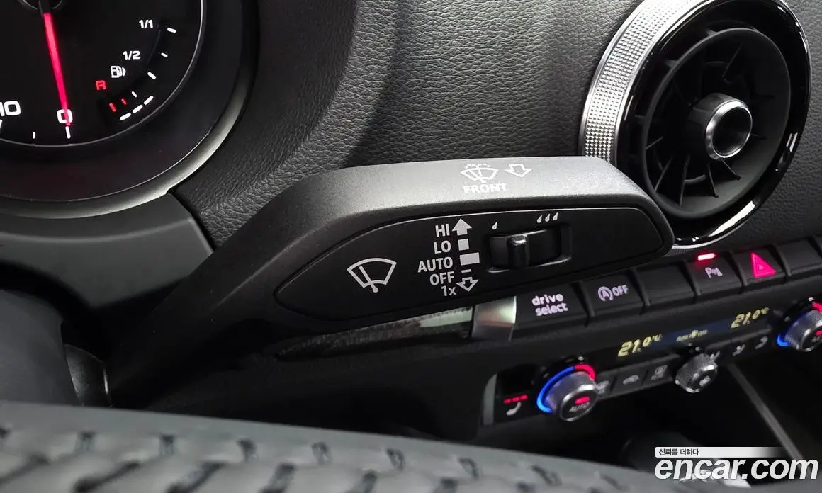 Audi A3 2019 2.0 автомат (гидро), фото 22 Audi A3 2019 2.0 автомат (гидро), фото 22