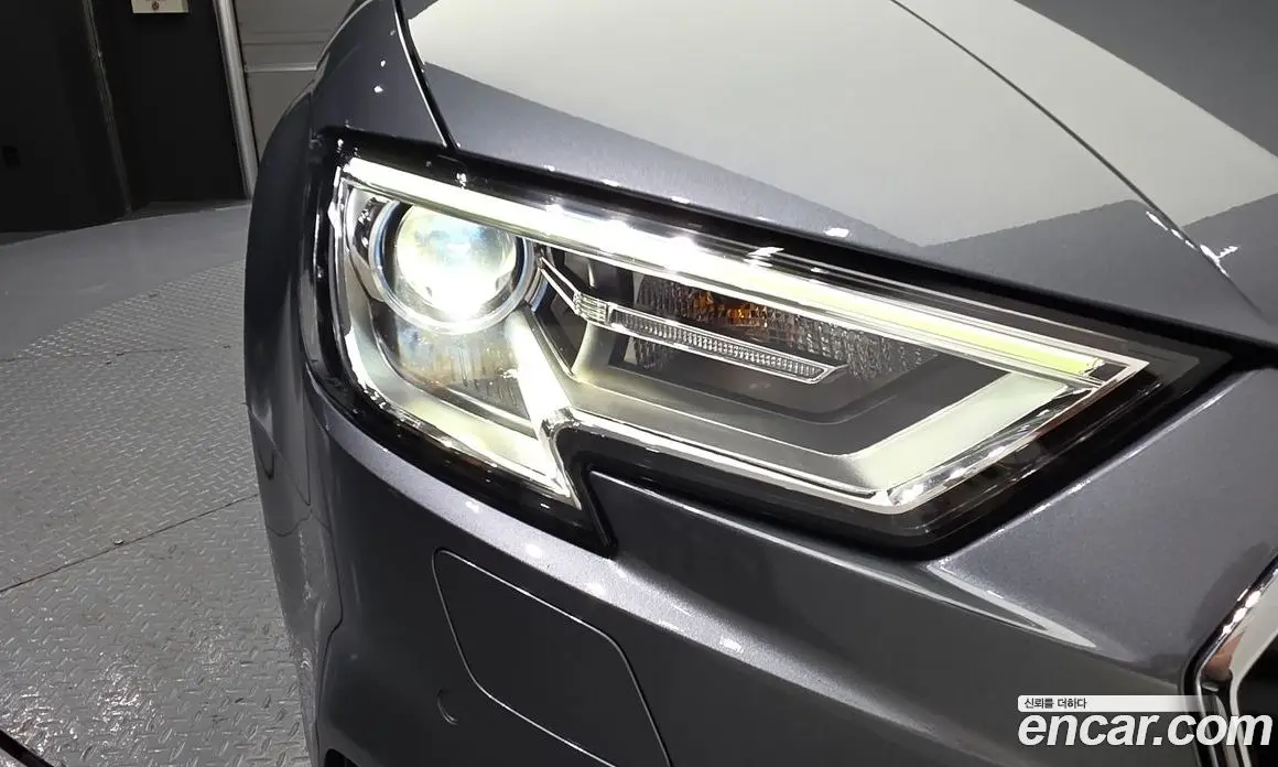 Audi A3 2019 2.0 автомат (гидро), фото 8 Audi A3 2019 2.0 автомат (гидро), фото 8