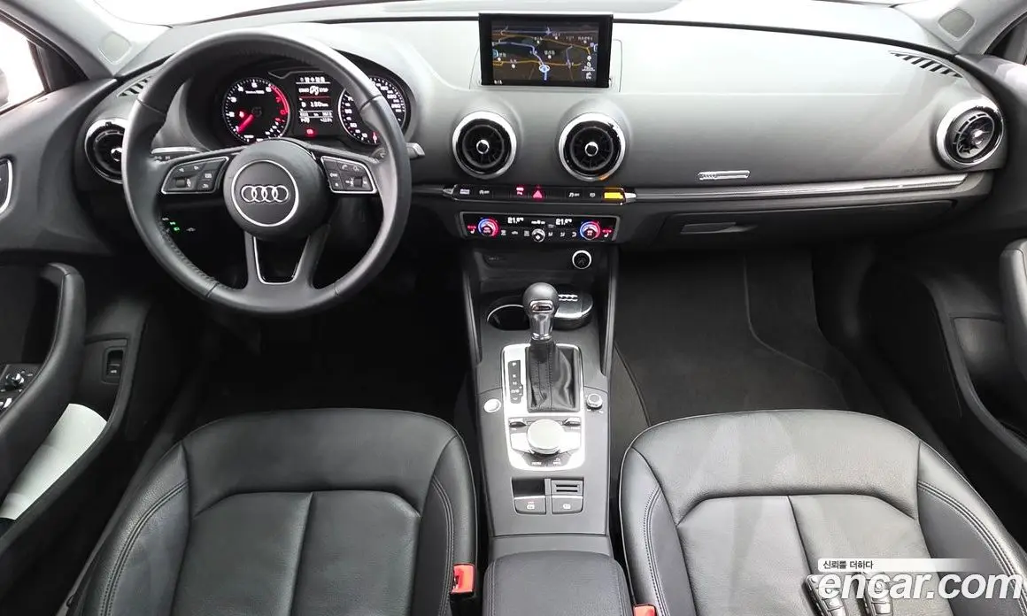 Audi A3 2019 2.0 автомат (гидро), фото 10 Audi A3 2019 2.0 автомат (гидро), фото 10
