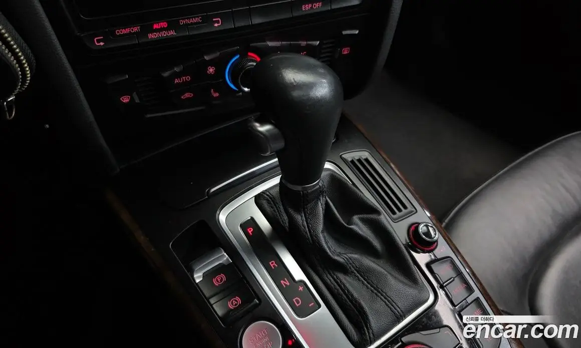 Audi A4 2010 2.0 автомат (гидро), фото 9 Audi A4 2010 2.0 автомат (гидро), фото 9