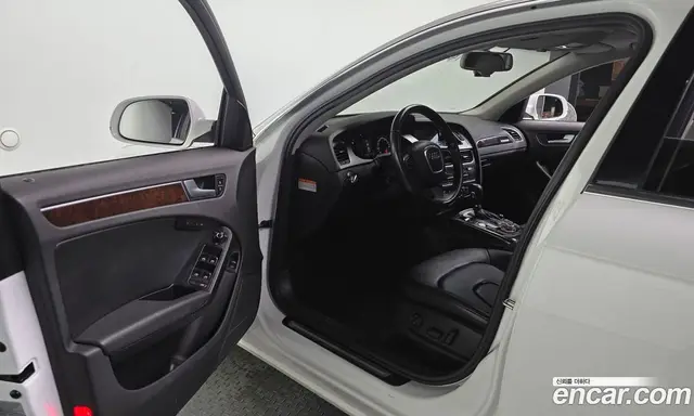 Audi A4 2010 2.0 автомат (гидро), миниатюра 10 Audi A4 2010 2.0 автомат (гидро), миниатюра 10