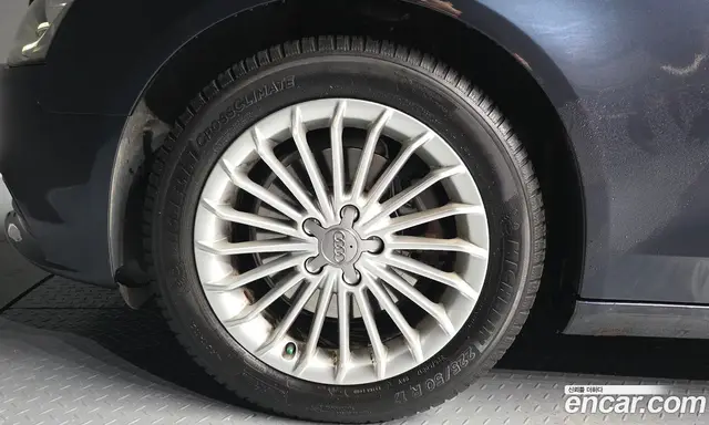 Audi A4 2012 2.0 автомат (гидро), миниатюра 5 Audi A4 2012 2.0 автомат (гидро), миниатюра 5