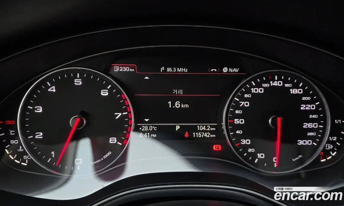 Audi A6 2012 3.0 автомат (гидро), фото 8 Audi A6 2012 3.0 автомат (гидро), фото 8