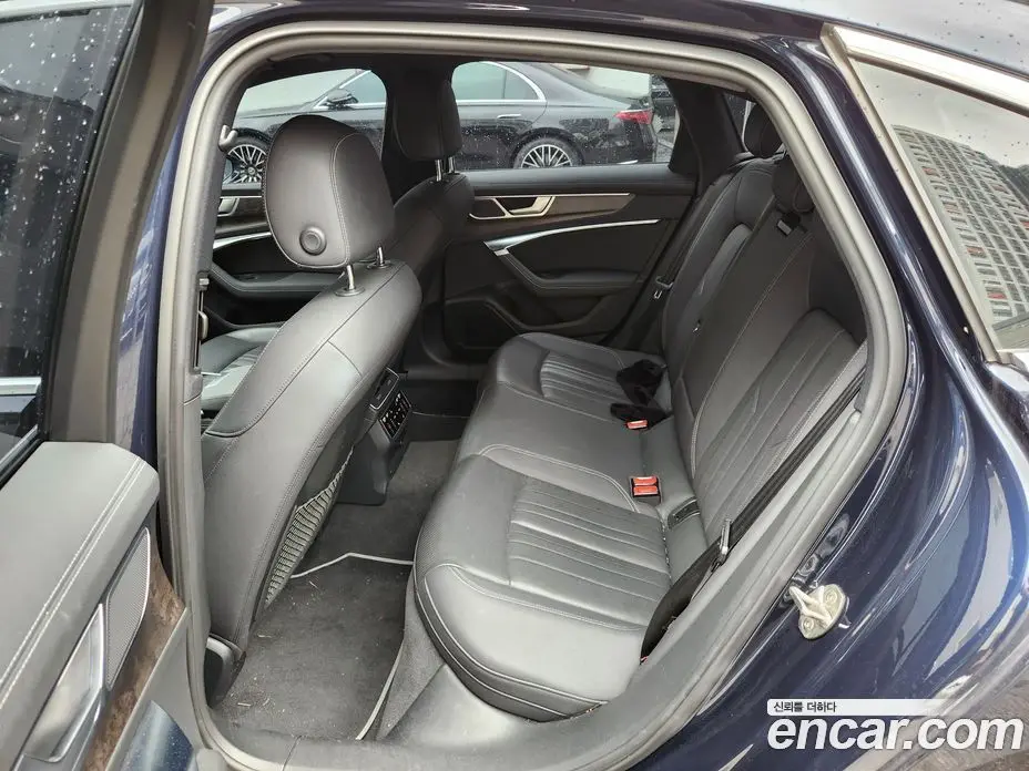 Audi A6 2021 2.0 автомат (гидро), фото 16 Audi A6 2021 2.0 автомат (гидро), фото 16