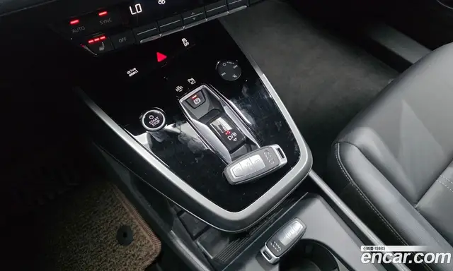 Audi Q4 e-tron 2022 0.2 автомат (гидро), миниатюра 12