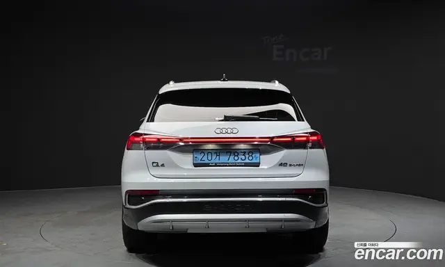 Audi Q4 e-tron 2022 0.2 автомат (гидро), миниатюра 4 Audi Q4 e-tron 2022 0.2 автомат (гидро), миниатюра 4