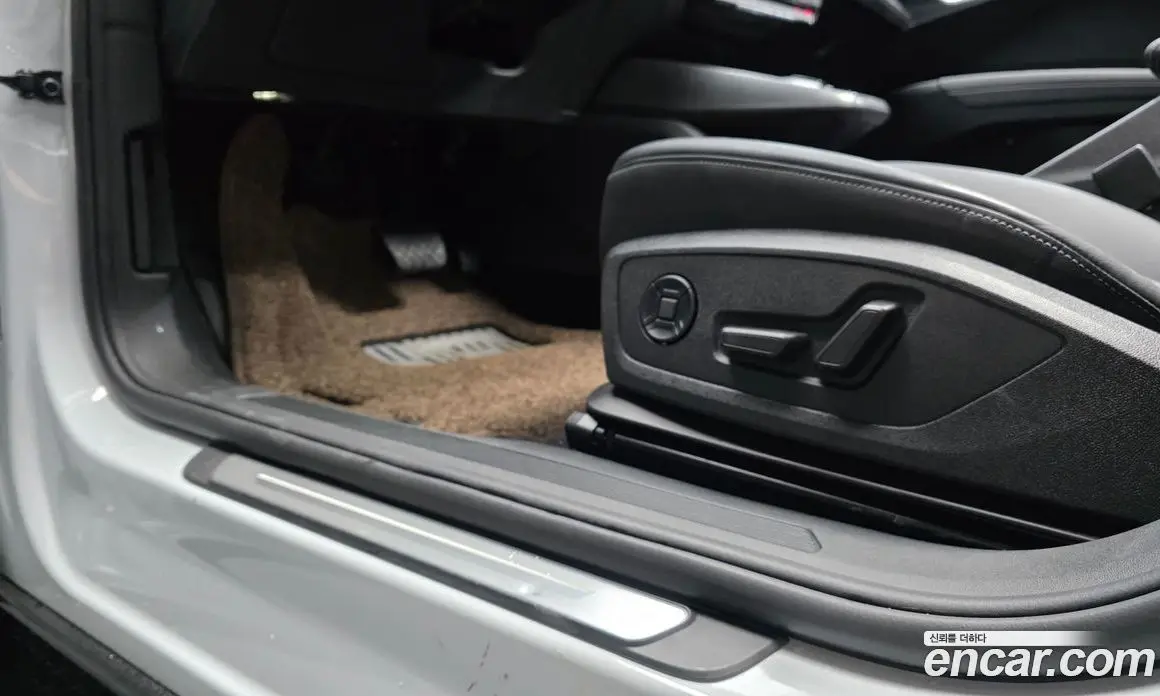 Audi Q4 e-tron 2022 0.2 автомат (гидро), фото 33 Audi Q4 e-tron 2022 0.2 автомат (гидро), фото 33
