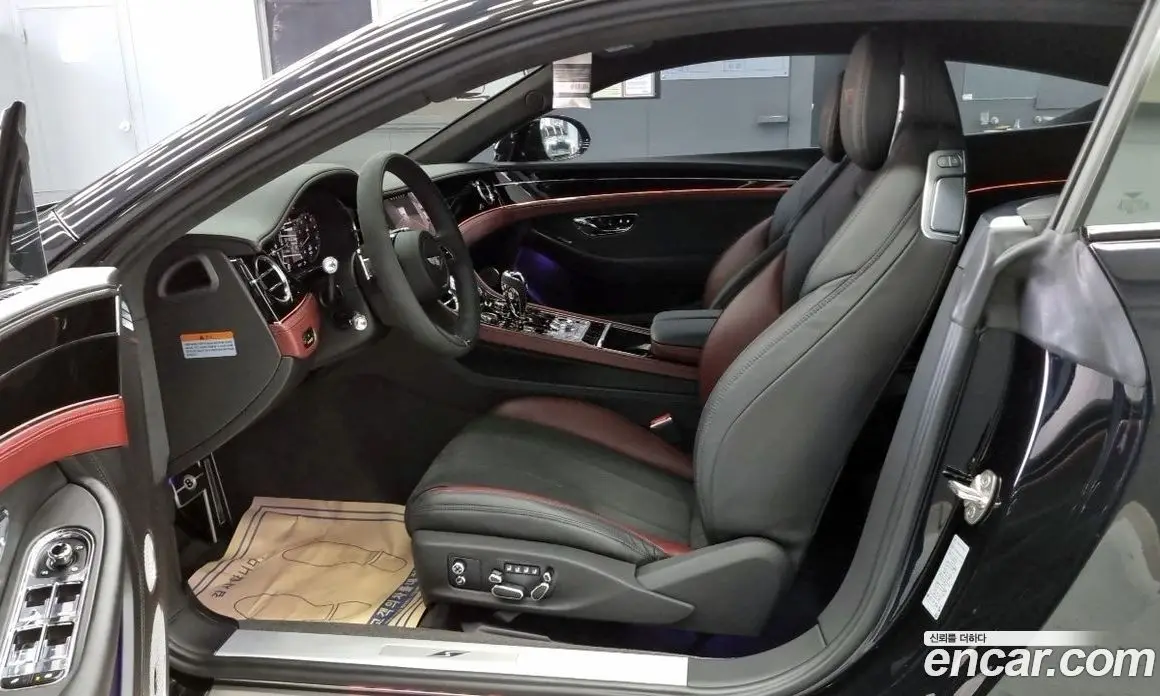 Bentley Continental 2023 4.0 автомат (гидро), фото 10 Bentley Continental 2023 4.0 автомат (гидро), фото 10
