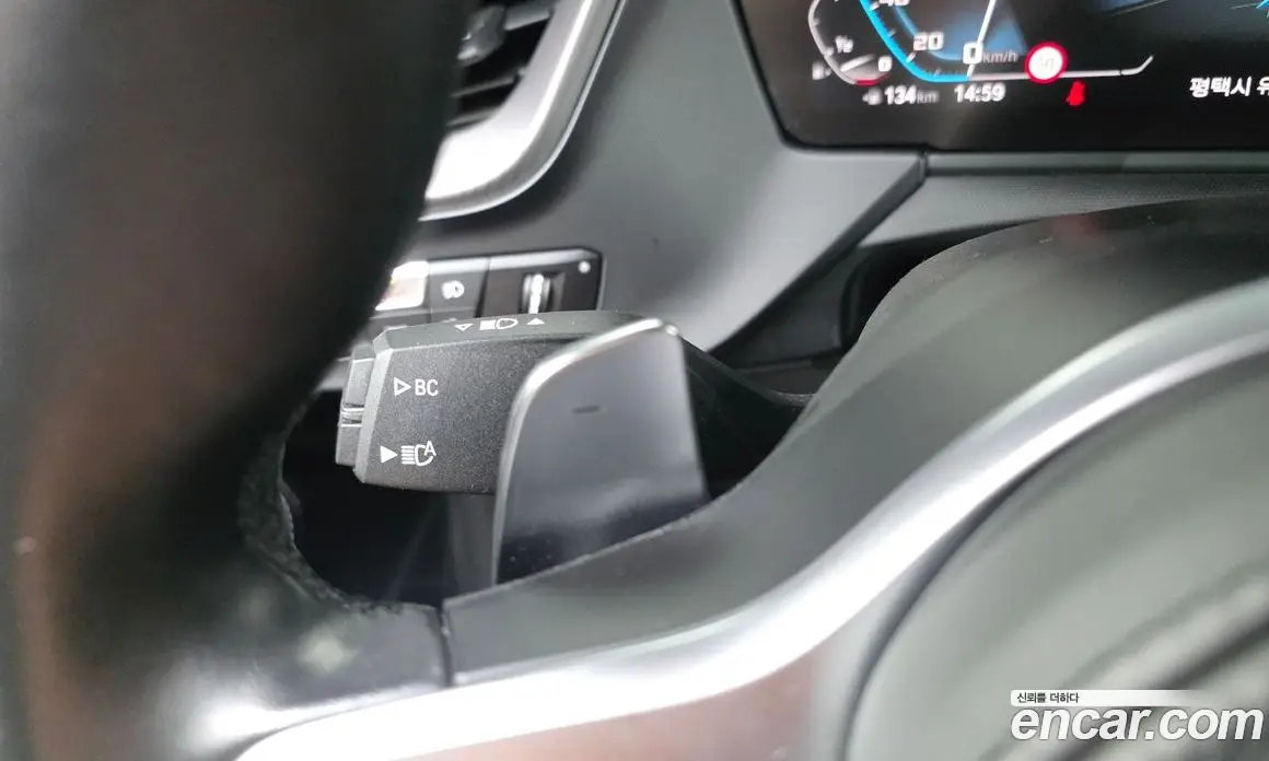 BMW 1 серия 2022 2.0 автомат (гидро), фото 34
