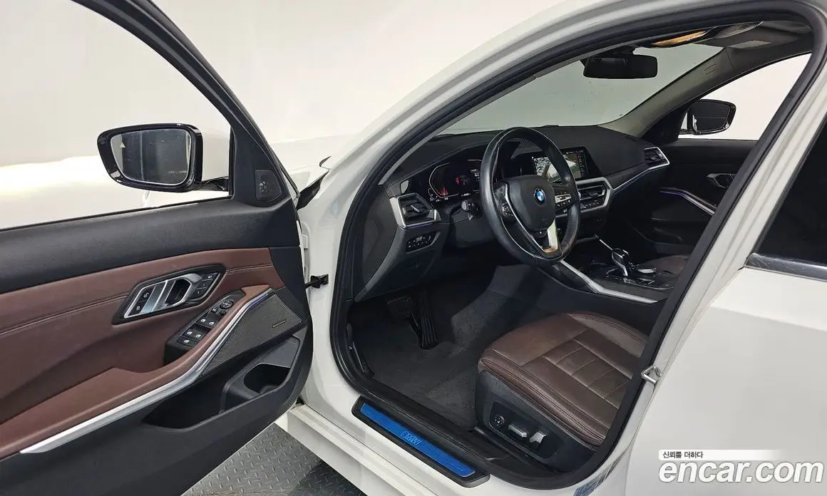 BMW 3 серия 2019 2.0 автомат (гидро), фото 13 BMW 3 серия 2019 2.0 автомат (гидро), фото 13