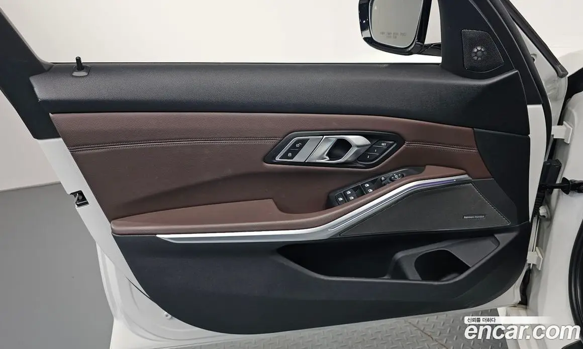 BMW 3 серия 2019 2.0 автомат (гидро), фото 14 BMW 3 серия 2019 2.0 автомат (гидро), фото 14