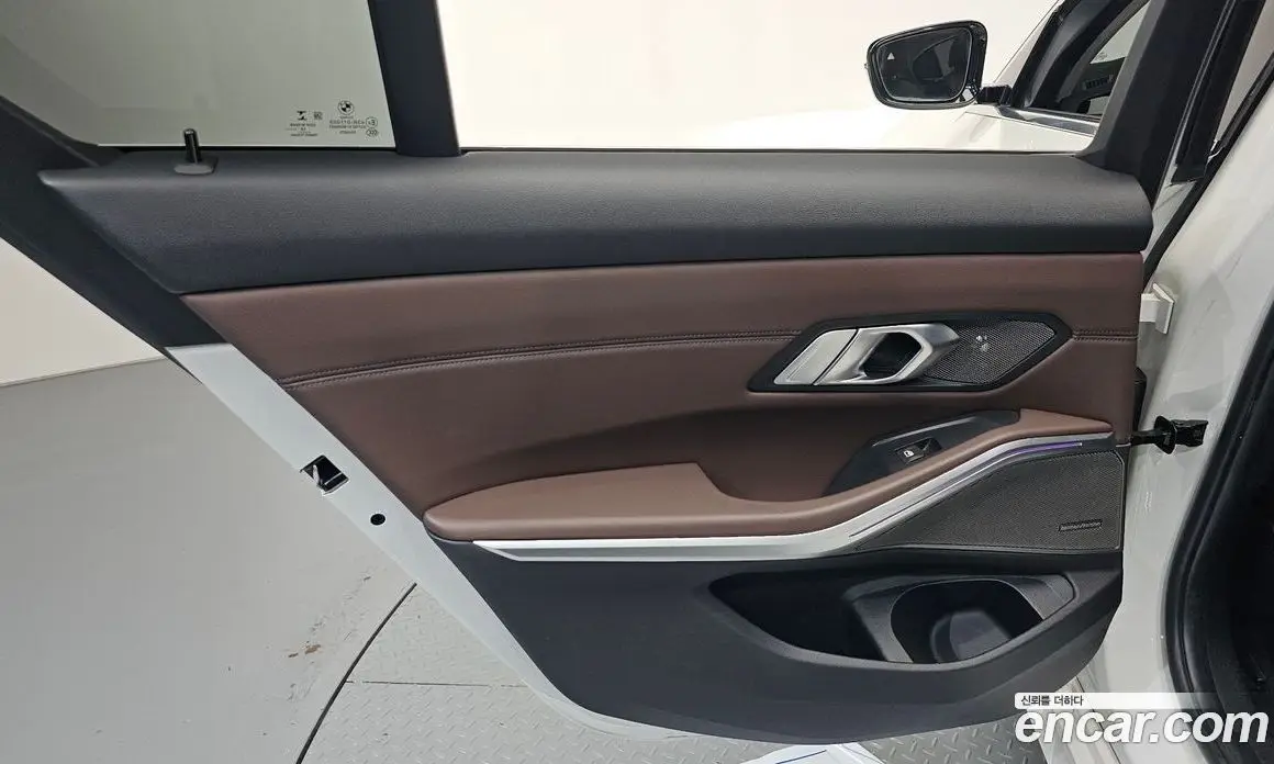 BMW 3 серия 2019 2.0 автомат (гидро), фото 15 BMW 3 серия 2019 2.0 автомат (гидро), фото 15