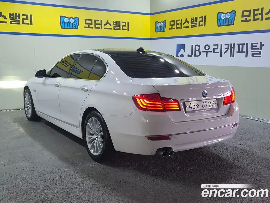BMW 5 серия 2016 2.0 автомат (гидро), фото 3