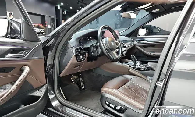BMW 5 серия 2022 2.0 автомат (гидро), миниатюра 10 BMW 5 серия 2022 2.0 автомат (гидро), миниатюра 10