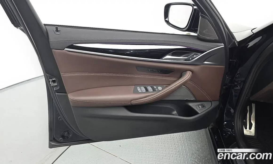 BMW 5 серия 2023 2.0 автомат (гидро), фото 14 BMW 5 серия 2023 2.0 автомат (гидро), фото 14
