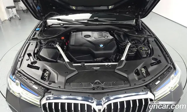 BMW 5 серия 2023 2.0 автомат (гидро), миниатюра 6 BMW 5 серия 2023 2.0 автомат (гидро), миниатюра 6