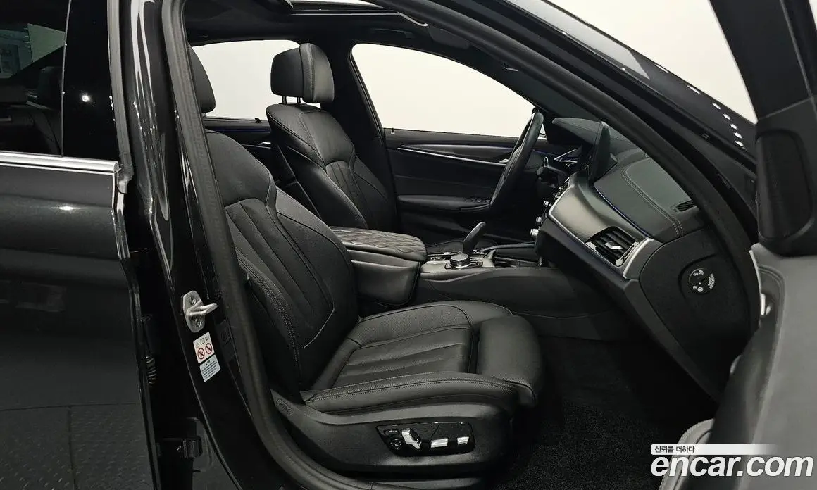 BMW 5 серия 2023 2.0 автомат (гидро), фото 12 BMW 5 серия 2023 2.0 автомат (гидро), фото 12