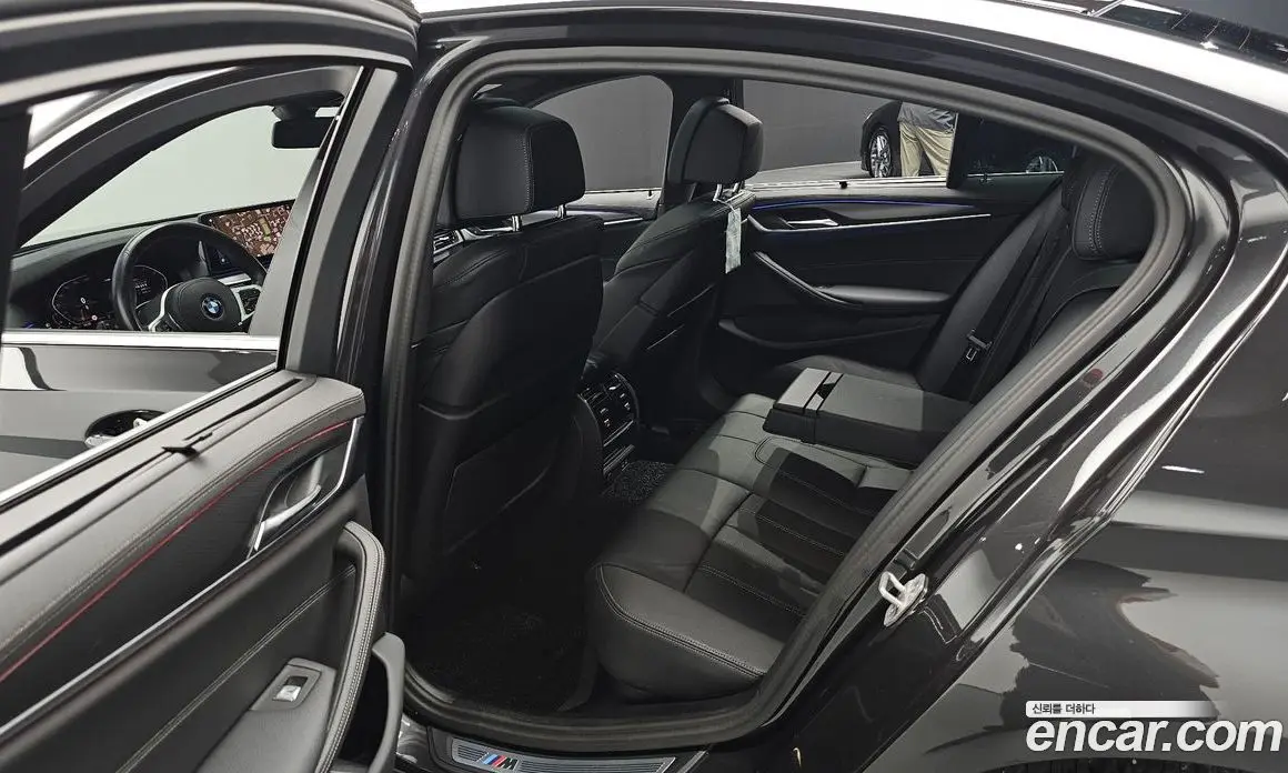 BMW 5 серия 2023 2.0 автомат (гидро), фото 17 BMW 5 серия 2023 2.0 автомат (гидро), фото 17