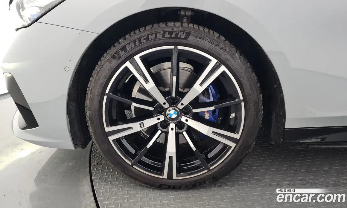 BMW 5 серия 2024 2.0 автомат (гидро), фото 5