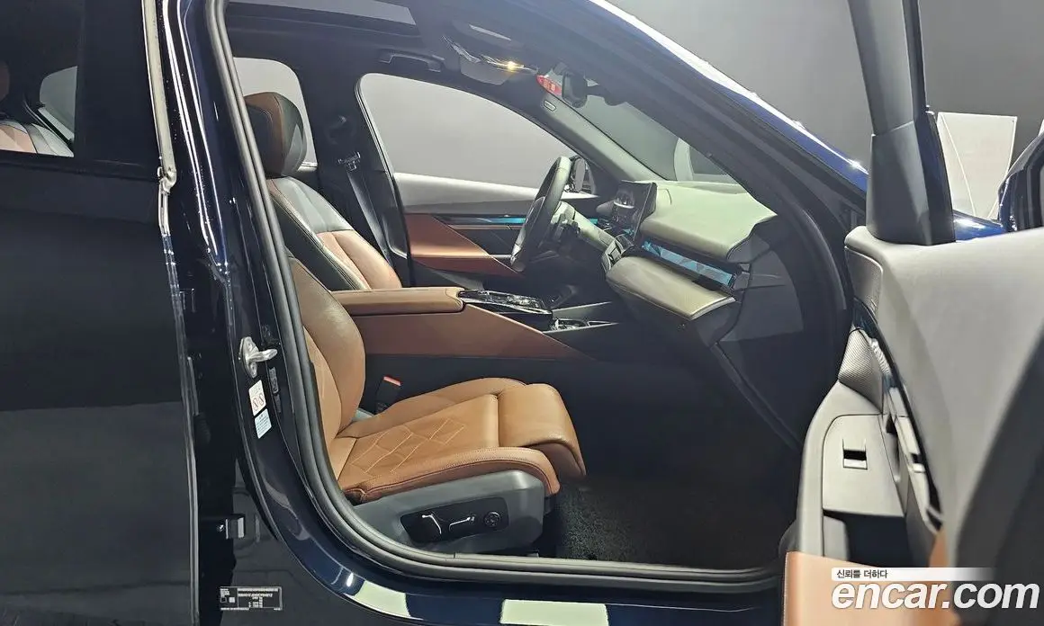 BMW 5 серия 2024 2.0 автомат (гидро), фото 16 BMW 5 серия 2024 2.0 автомат (гидро), фото 16