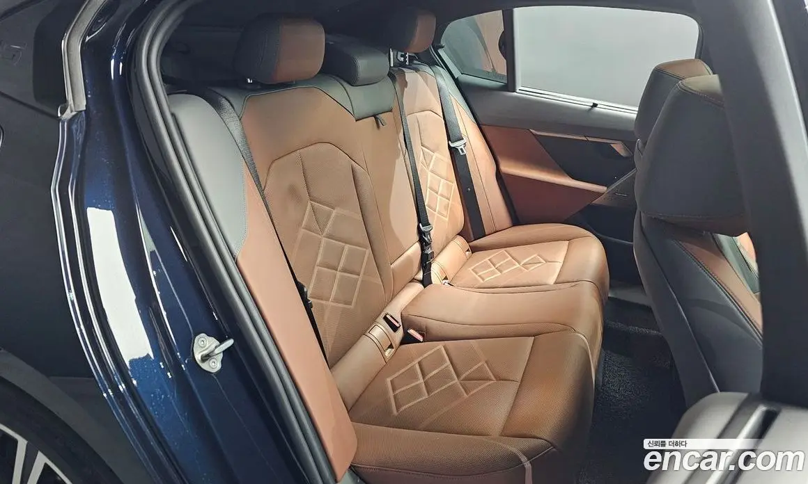 BMW 5 серия 2024 2.0 автомат (гидро), фото 17 BMW 5 серия 2024 2.0 автомат (гидро), фото 17