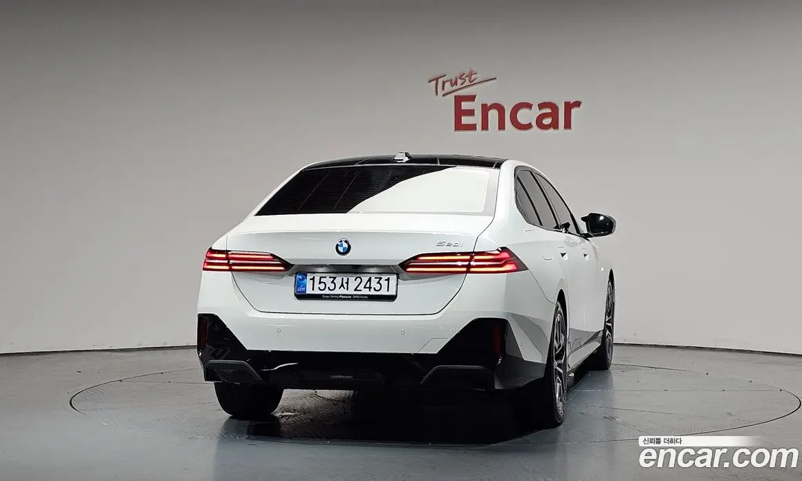 BMW 5 серия 2025 2.0 автомат (гидро), фото 4 BMW 5 серия 2025 2.0 автомат (гидро), фото 4
