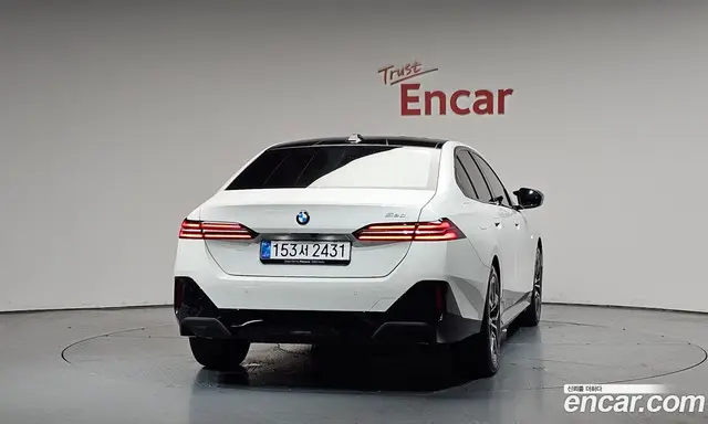 BMW 5 серия 2025 2.0 автомат (гидро), миниатюра 4 BMW 5 серия 2025 2.0 автомат (гидро), миниатюра 4