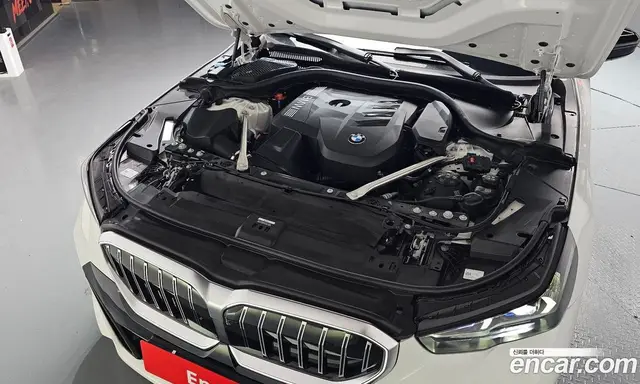 BMW 5 серия 2025 2.0 автомат (гидро), миниатюра 6 BMW 5 серия 2025 2.0 автомат (гидро), миниатюра 6
