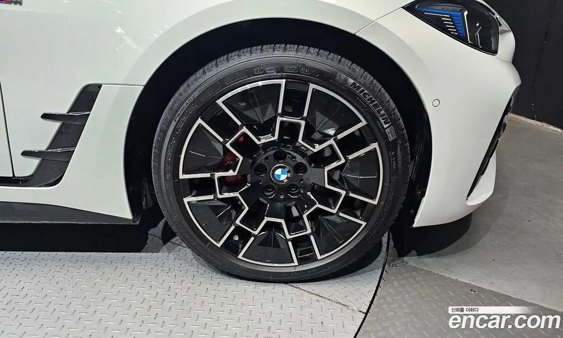 BMW i4 2025 0.2 автомат (гидро), фото 7 BMW i4 2025 0.2 автомат (гидро), фото 7