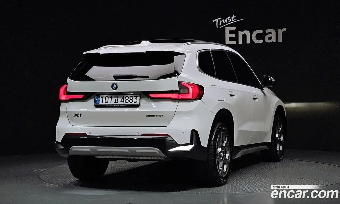 BMW X1 2024 2.0 автомат (гидро), фото 2 BMW X1 2024 2.0 автомат (гидро), фото 2