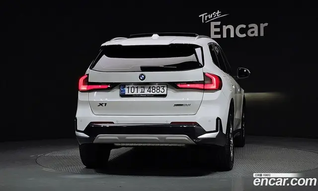 BMW X1 2024 2.0 автомат (гидро), миниатюра 4 BMW X1 2024 2.0 автомат (гидро), миниатюра 4