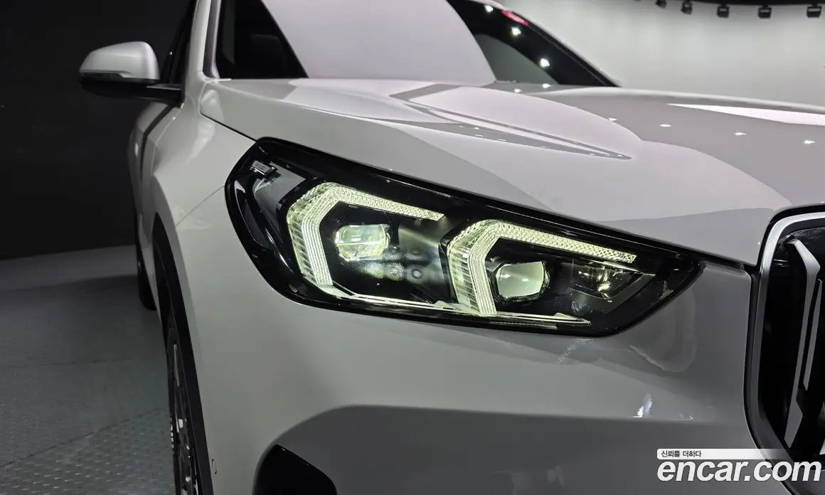 BMW X1 2024 2.0 автомат (гидро), фото 8 BMW X1 2024 2.0 автомат (гидро), фото 8