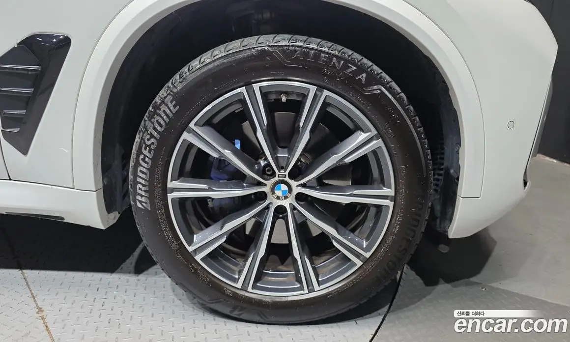 BMW X5 2024 3.0 автомат (гидро), фото 7