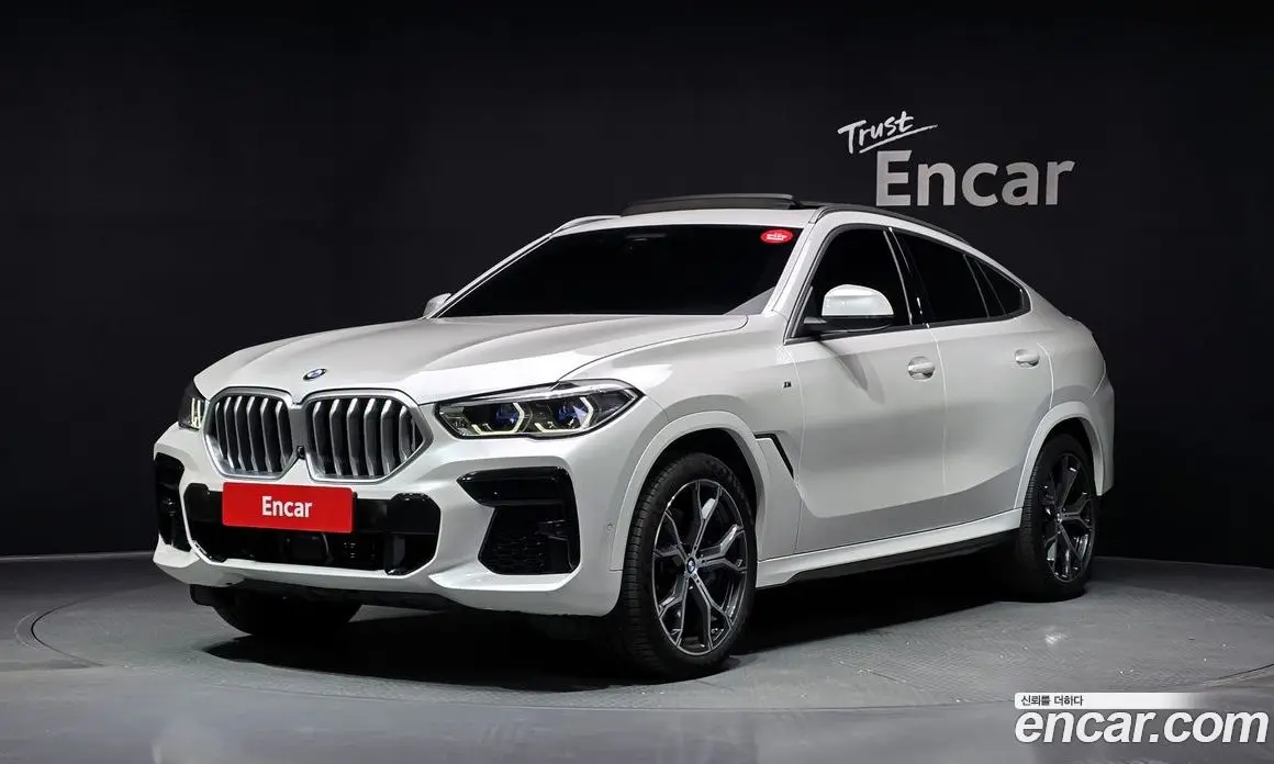 BMW X6 2022 3.0 автомат (гидро), фото 1 BMW X6 2022 3.0 автомат (гидро), фото 1