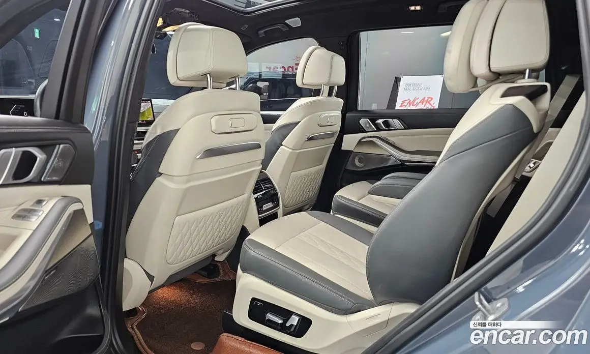 BMW X7 2023 3.0 автомат (гидро), фото 18