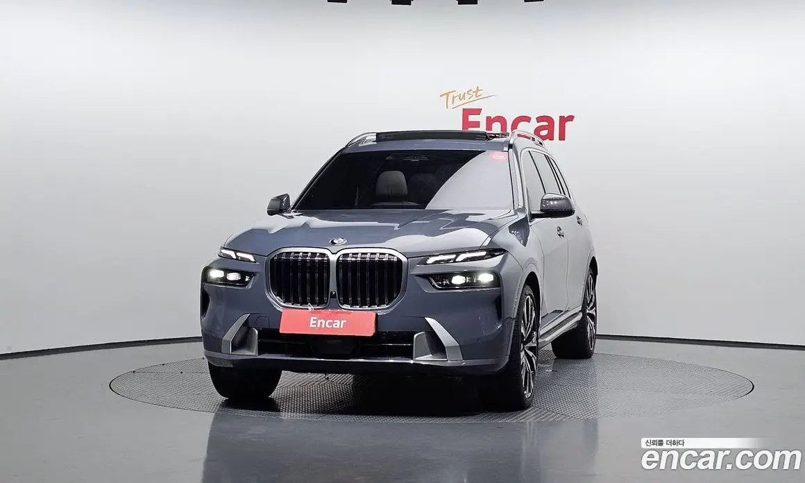 BMW X7 2023 3.0 автомат (гидро), фото 3