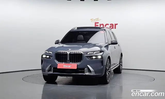 BMW X7 2023 3.0 автомат (гидро), миниатюра 3